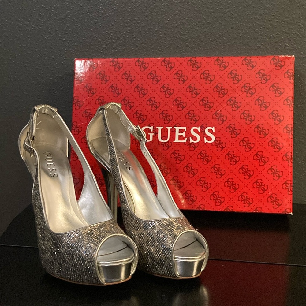 Guess multi texture silver heels
